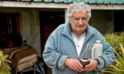 وفاة "أفقر" رئيس في العالم